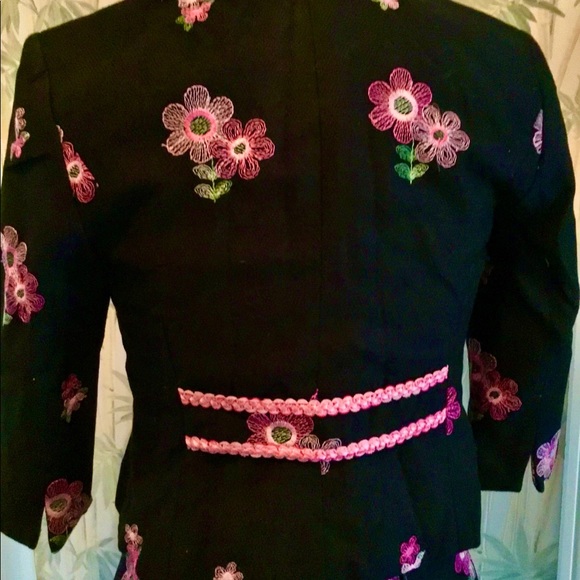 Cynthia Steffe Pink Flower Suit - Picture 5 of 8